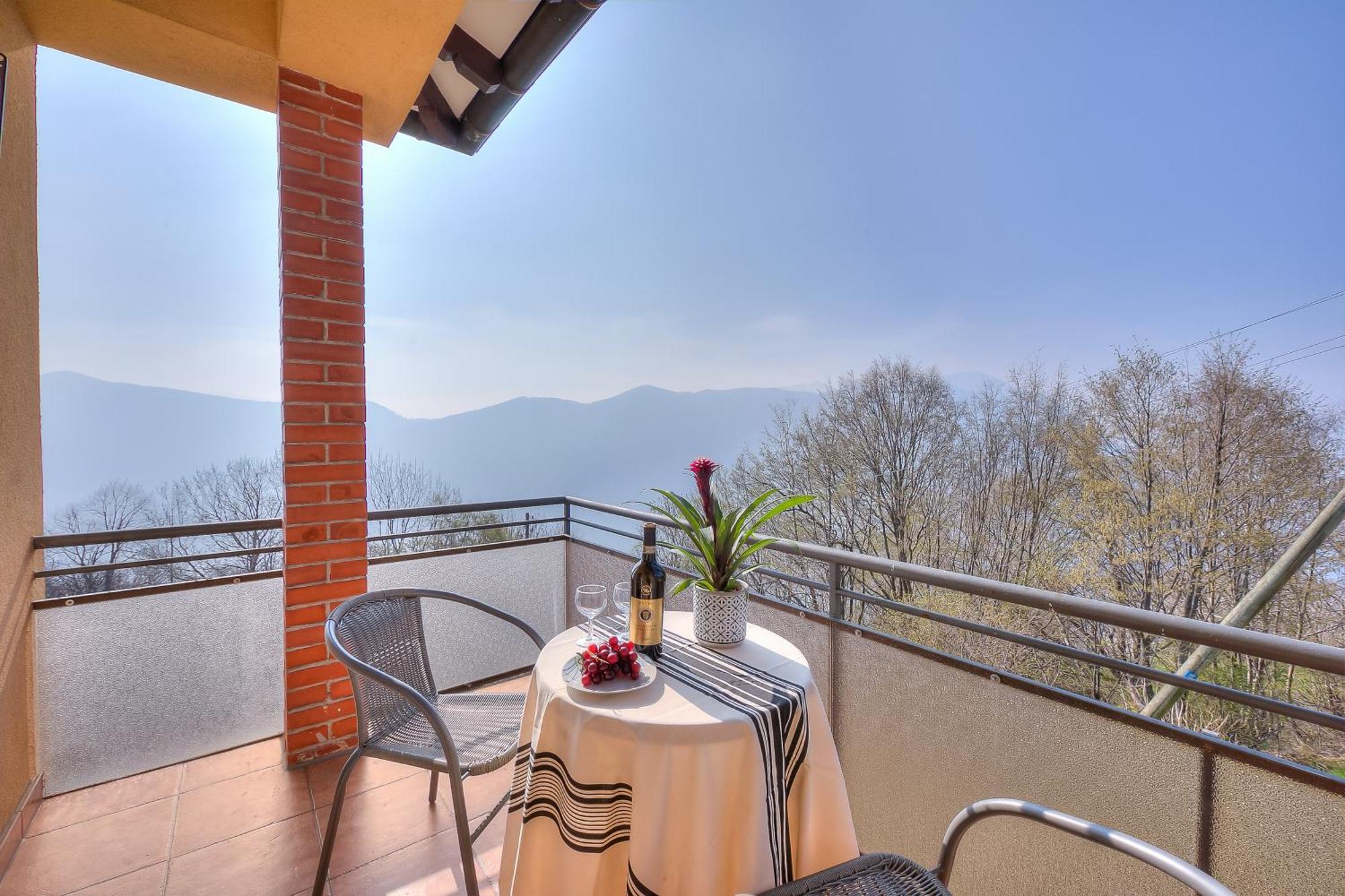 Ca' Gina Panoramica - Monte Bre - Happy Rentals Lugano Kültér fotó